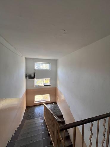 квартира под ключ: 3 комнаты, 62 м², 6 мкр 104 серия, 4 этаж, Требуется ремонт — 1