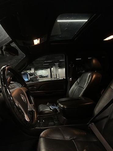 zimmer led: Cadillac Escalade: 2007 г., 6.2 л, Автомат, Бензин, Внедорожник — 10