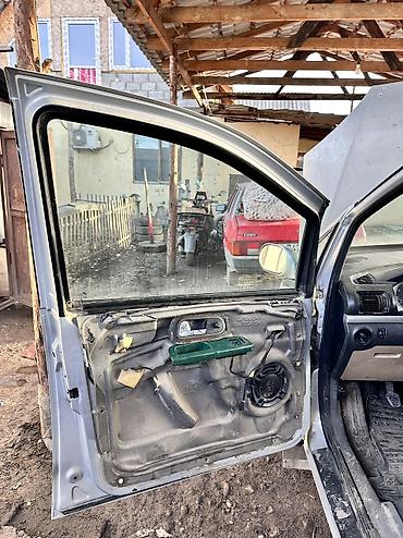 Ford: Ford Galaxy: 2003 г., 2.3 л, Механика, Бензин — 10