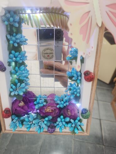 Ogledala: Ručno rađen dekorativni ram sa ogledalcem i LED osvetljenjem. - — 8