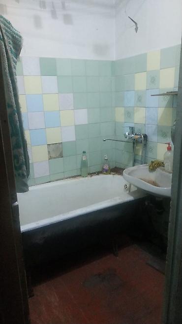 старые квартиры: 4 комнаты, 78 м², 105 серия, 1 этаж, Старый ремонт — 3