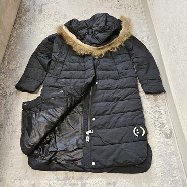 куртка бишкек: Чёрная куртка с капюшоном (легкая)