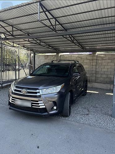 highlander 2017: Toyota Highlander: 2019 г., 3.5 л, Автомат, Бензин, Кроссовер — 3