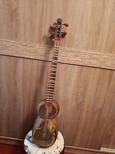 qara canta: Tar satilir təmiz tut agacındandır çanaği qolu isə qoz agacıdir 1250 — 2
