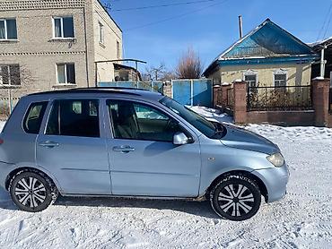 Mazda: Mazda 2: 2003 г., 1.4 л, Хэтчбэк — 4