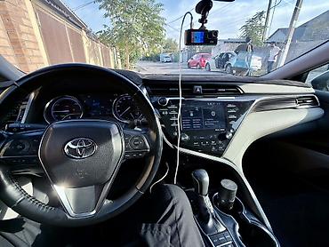 Toyota: Toyota Camry: 2019 г., 2.5 л, Вариатор, Гибрид, Седан — 10