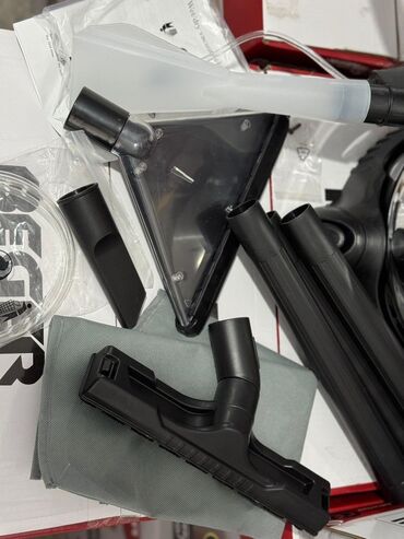 Industrijski usisivači: Industrijski usisivač BEGER – mokro/suvo čišćenje + pranje - Snaga — 9