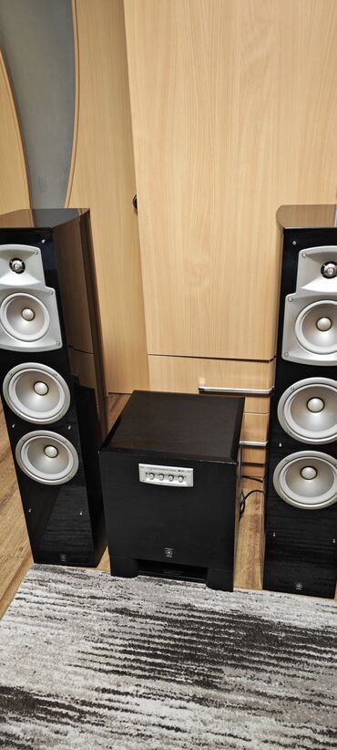 Другая аудиотехника: Продаю напольную акустику YAMAHA NS-555 колонки 60000, буфер 25000