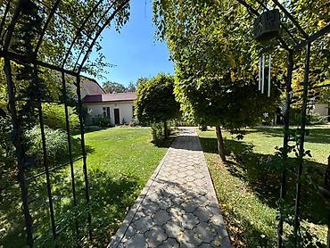 8000: Аренда офисов, 540 м², В частном доме, С отдельной кухней, С отдельным входом, С видом на горы — 9