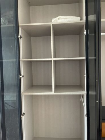 кухонный гарнитур бу: Açılan, 2 qapılı Düz dolab, Qarderob, paltar dolabı