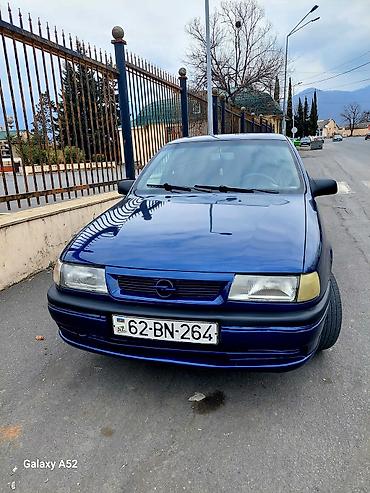 mercedes s class 220: Opel Vectra A sedan - Kuzov: 4 qapılı sedan, tünd mavi rəng - — 1