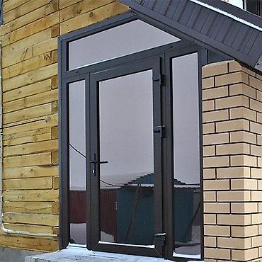 plasmas qapi: PVC profilindən hazırlanmış qeyri-standart formalı pəncərələr INSTA — 8