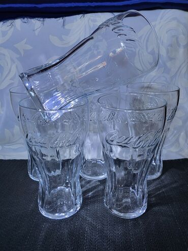 Čaše: Case nove Coca Cola. Nove case Coca Cola. Komada 6 u ceni — 1