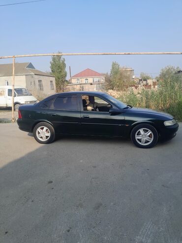 Opel: Opel Vectra: 2 l | 1998 il Sedan — 8