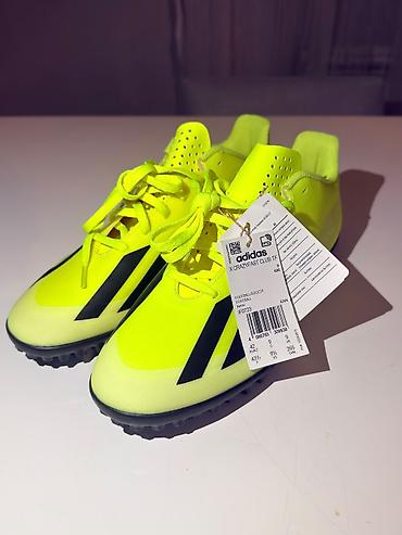 butslar 42: Adidas X Crazyfast Club TF futbol butsası - Model: X Crazyfast Club TF — 3