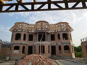 Кровля крыши: Устройство сложных деревянных стропильных систем и кровель под ключ - — 2