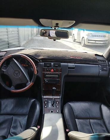 Mercedes-Benz: Mercedes-Benz E-Class: 1996 г., 2.8 л, Автомат, Бензин, Седан — 8