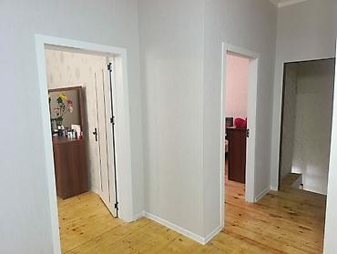 ağ seher: 7 otaqlı, 200 kv. m, Yeni təmirli — 8