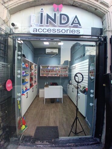 İdeal vezyetde ful remont 100den cox ceşid etir ve etire aid qablar
