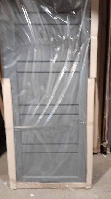 Otaq qapıları: Ekonom qapı 
Rusiya istehsalı
Zamok
Petlələr
Çərçivələri
Naliçniklər — 8