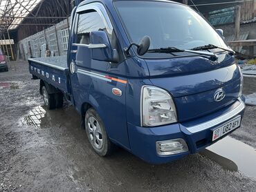 Легкий грузовой транспорт: Легкий грузовик, Hyundai, Стандарт, 2 т, Б/у