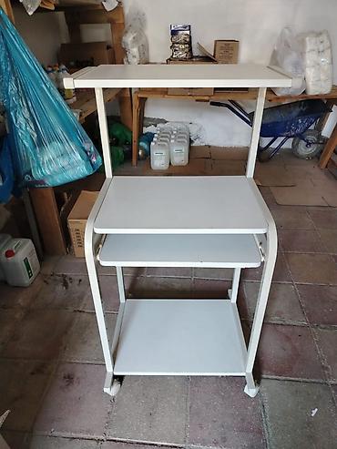 Оборудование для магазинов: Təkərli çoxsəviyyəli masa/servis arabası - Material: metal karkas və — 1