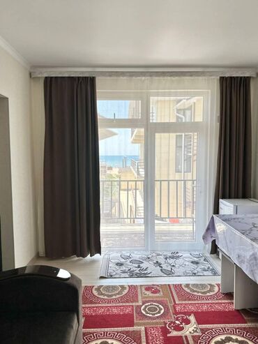 дом в токмаке: Коттедж, Rayan House ЦО Альбатрос, Бостери, Детская площадка, Парковка, стоянка, Охраняемая территория