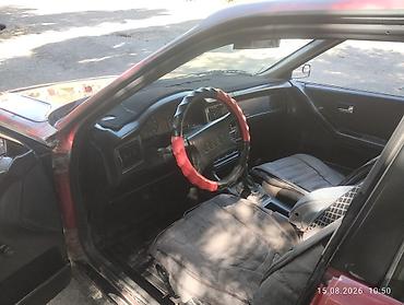 89: Audi 80: 1989 г., 1.8 л, Механика, Бензин, Седан — 6
