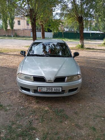 mitsubisi colt: Mitsubishi Carisma: 2000 г., 1.8 л, Механика, Бензин, Хэтчбэк