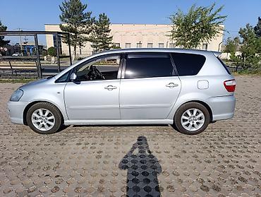 юто кун: Toyota Ipsum: 2004 г., 2.4 л, Автомат, Бензин, Минивэн — 4