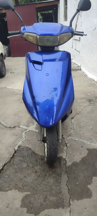 бензиновый скутер: Скутер Yamaha, 100 куб. см, Бензин, Б/у