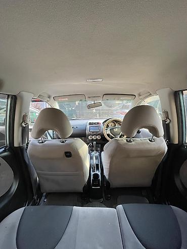 Honda: Honda Fit: 2006 г., 1.3 л, Вариатор, Бензин, Хэтчбэк — 4