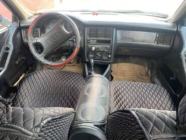 Audi: Audi 80: 1990 г., 1.8 л, Механика, Бензин, Седан