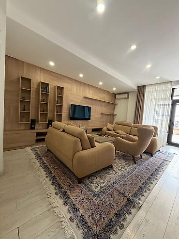 14: 3 комнаты, 146 м², Элитка, 2 этаж — 3