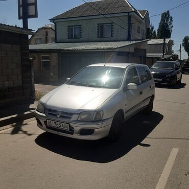 Mitsubishi: Mitsubishi Space Star: 2002 г., 1.3 л, Механика, Бензин, Хэтчбэк