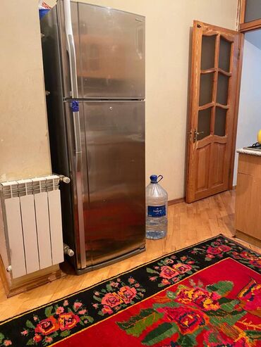 Köhnə tikili: Bakı, 4-cü mikrorayon, 3 otaqlı, Köhnə tikili, m. Memar Əcəmi, 90 kv. m — 9