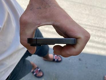 Apple iPhone: IPhone 14, 128 GB, Qara, Face ID — 7