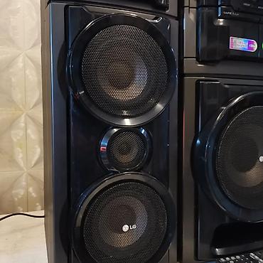Musiqi mərkəzləri: LG ev audio sistemi – güclü çoxkomponentli Hi‑Fi set Xüsusiyyətlər: - — 9