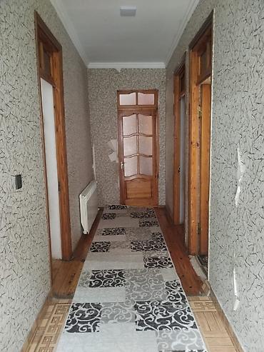 zığda: Zığ qəs. 4 otaqlı, 90 kv. m, Kredit yoxdur, Orta təmir — 8