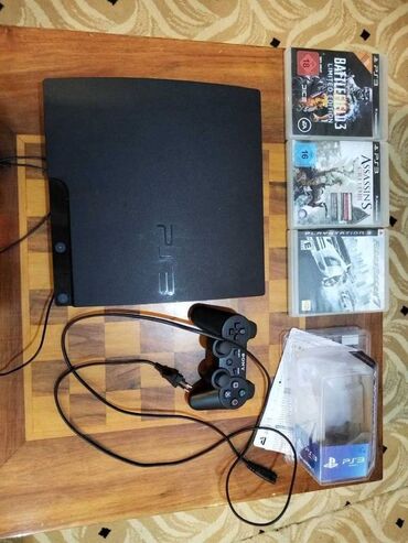 Qazanlar: Playstation 3 slim 320GB ideal veziyyetde. Hec bir problemi yoxdur. 1