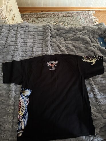 kişi kostyumları: Diesel tshirt 1-2 defe geyinilib 310a alinib 170e satilir olcu s