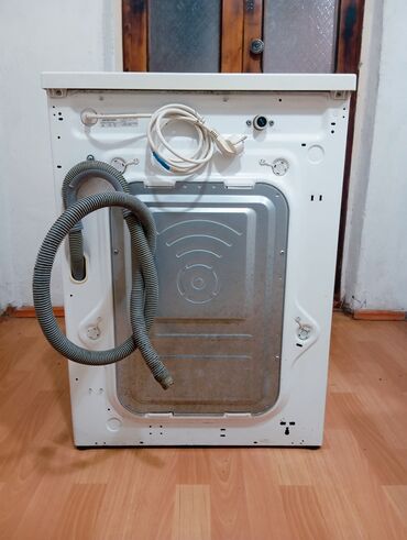 Стиральные машины: Стиральная машина LG, Б/у, Автомат, До 5 кг, Узкая — 10