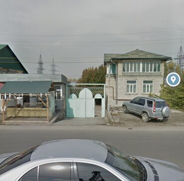 двухэтажное здание: Сдается помещение под любой легальный бизнес возле трассы Памирская