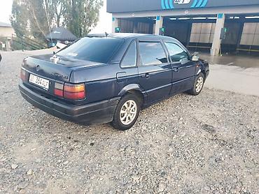 педа скай: Volkswagen Passat: 1992 г., 1.8 л, Механика, Бензин, Седан — 1