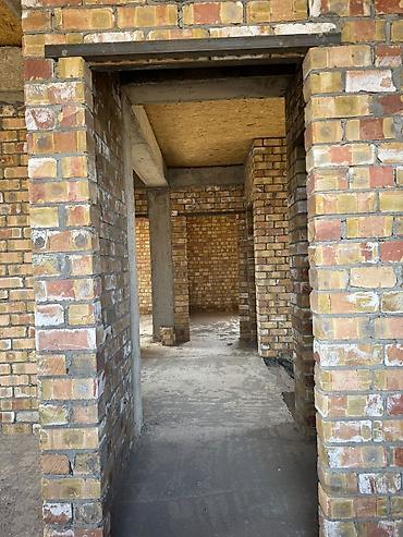 Продажа коттеджей и домов: 5 комнат, 214 м², 5 соток, Бишкек, Оскон-ордо ж/м Собственник at lalafo.kg — 17 Продажа коттеджей и домов: 5 комнат, 214 м², 5 соток, Бишкек, Оскон-ордо ж/м Собственник — 17