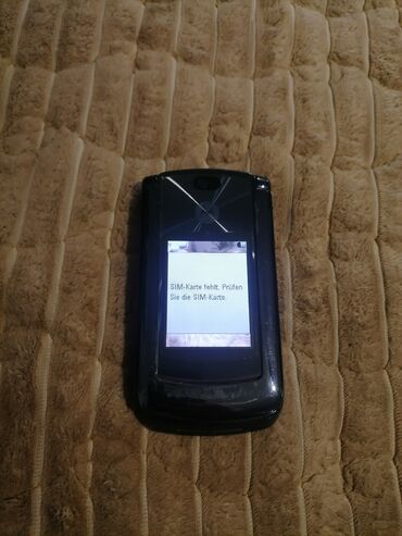 Motorola: Motorola preklopni telefon (RAZR serija) - Klasični preklopni dizajn — 6