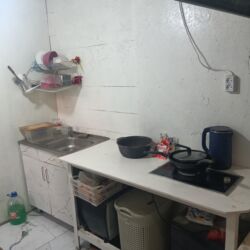 Торговые контейнеры: Торговые контейнеры — 12