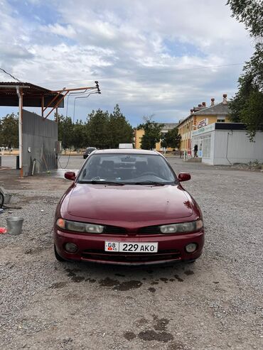 Mitsubishi: Mitsubishi Galant: 1994 г., 2 л, Механика, Бензин, Хэтчбэк