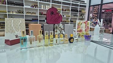 Hədiyyə bağlamaları: Hədiyyə qutusu, rəng - Qızılı — 42