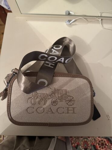 женские маленькие рюкзаки: Сумка на плечо, Coach, Б/у